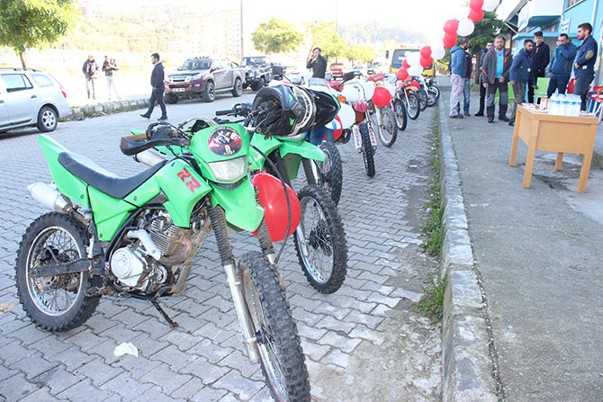 motor3-001.jpg motor3-001.jpg