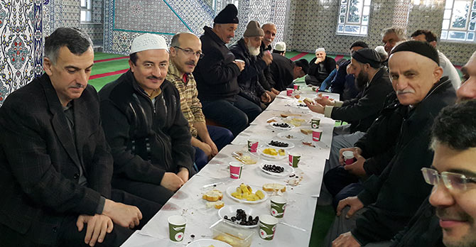 namaz3-002.jpg namaz3-002.jpg