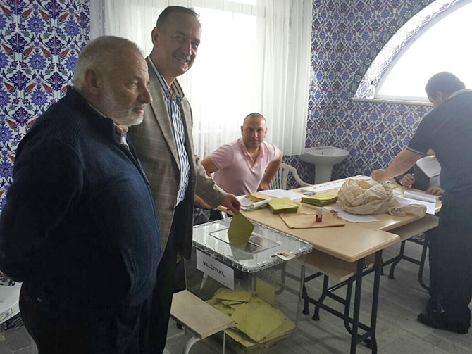 okten1-002.jpg okten1-002.jpg