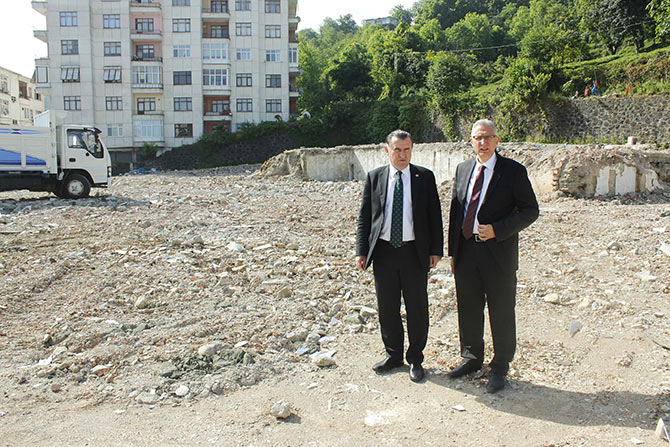 osmanaskinbak_nurettinince.jpg osmanaskinbak_nurettinince.jpg