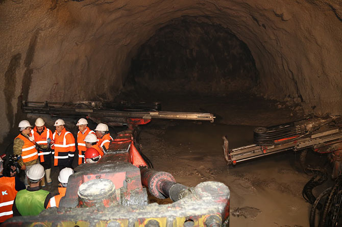 ovit4-001.jpg ovit4-001.jpg