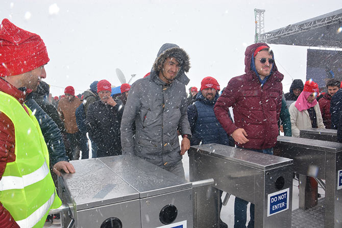 ovit4-002.jpg ovit4-002.jpg