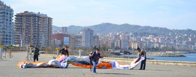 parasut04.jpg parasut04.jpg