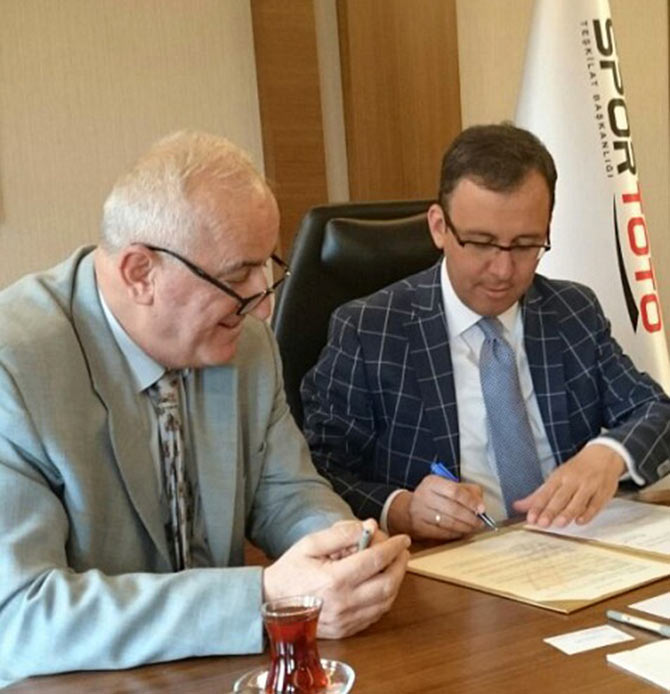 paz-001.jpg paz-001.jpg