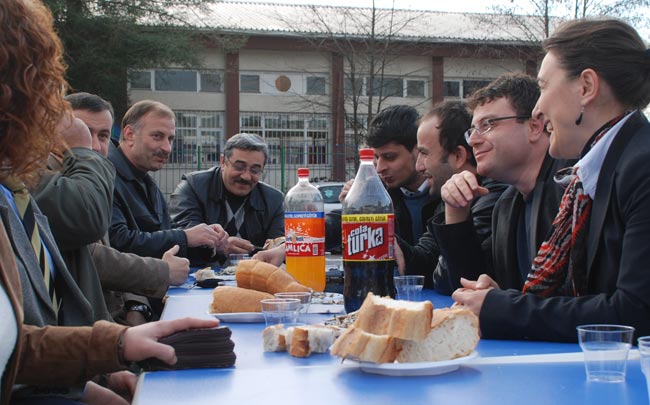 pazar-myo-hamsi-soleni4.jpg pazar-myo-hamsi-soleni4.jpg