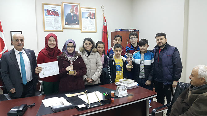 pazarihl3.jpg pazarihl3.jpg