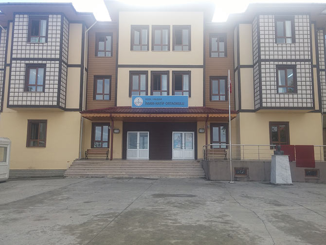 pazarihl8.jpg pazarihl8.jpg