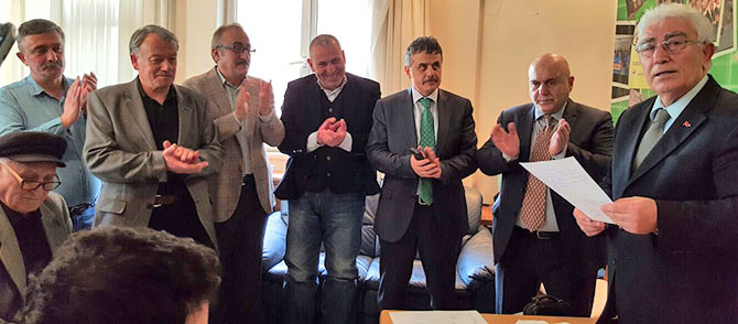 pazarlilar1.jpg pazarlilar1.jpg