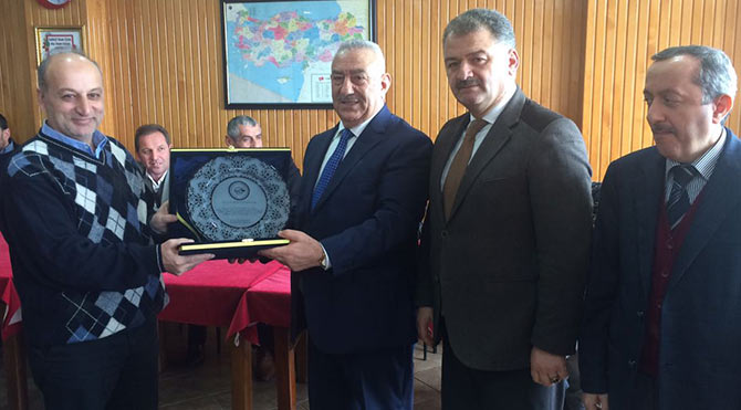 plaket-002.jpg plaket-002.jpg