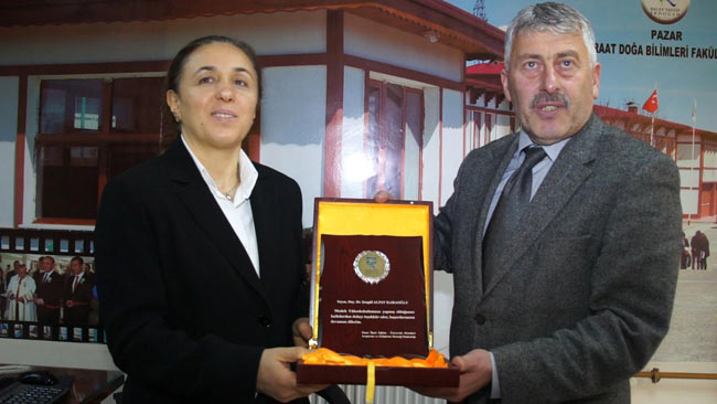 plaket1.20130301194256.jpg plaket1.20130301194256.jpg