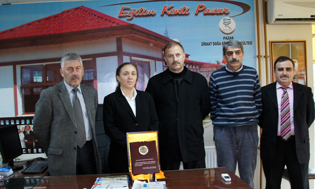 plaket2.20130301194316.jpg plaket2.20130301194316.jpg