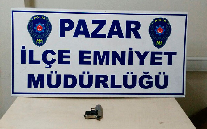 pol-003.jpg pol-003.jpg