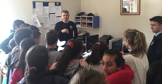 pol2-001.jpg pol2-001.jpg