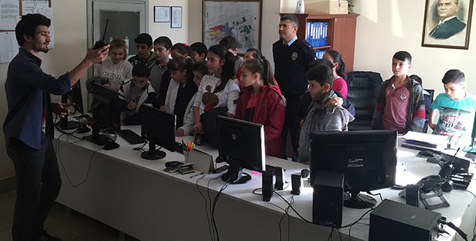 pol3-001.jpg pol3-001.jpg