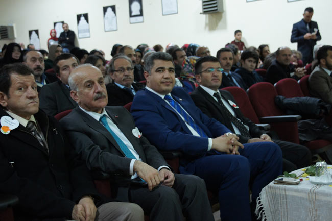 program04.jpg program04.jpg