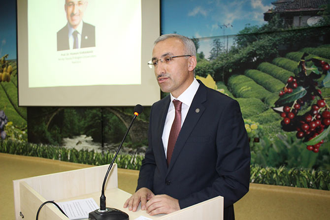 rektorkaraman.jpg rektorkaraman.jpg