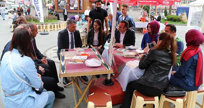 renk1-002.jpg renk1-002.jpg