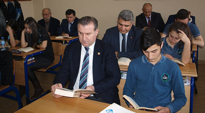 renk11-001.jpg renk11-001.jpg