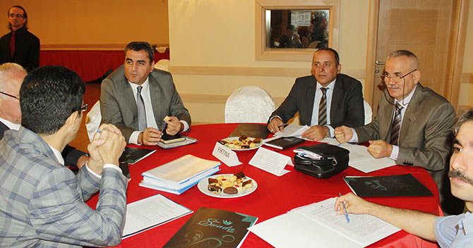 renk4-002.jpg renk4-002.jpg