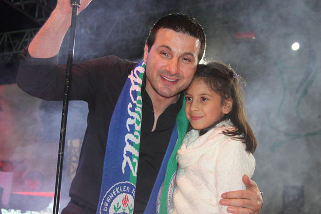 ridef2.jpg ridef2.jpg