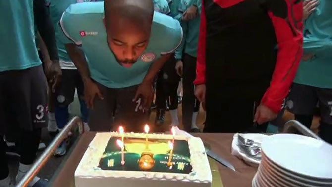 riz-001.jpg riz-001.jpg