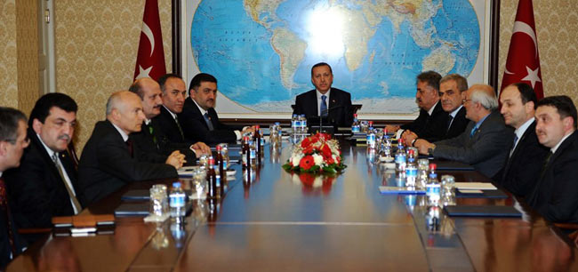 rize-heyeti-basbakanlikta3.jpg rize-heyeti-basbakanlikta3.jpg