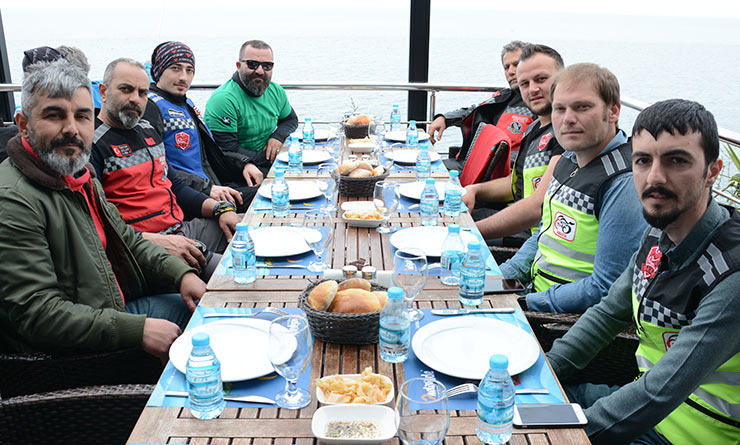 rize-motosiklet-dernegi-baskan-ve-yrd.jpg