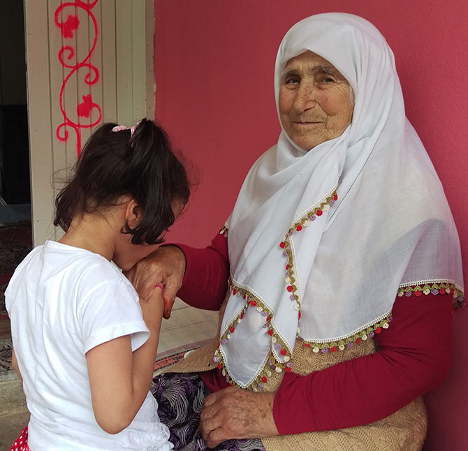 saadett.jpg saadett.jpg