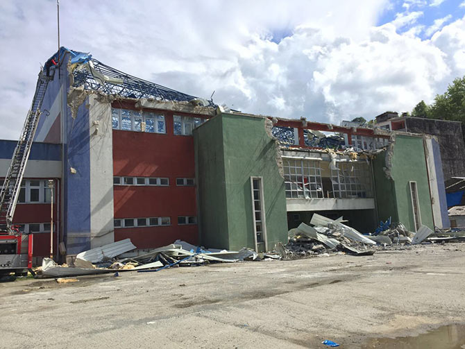 salon6-002.jpg salon6-002.jpg