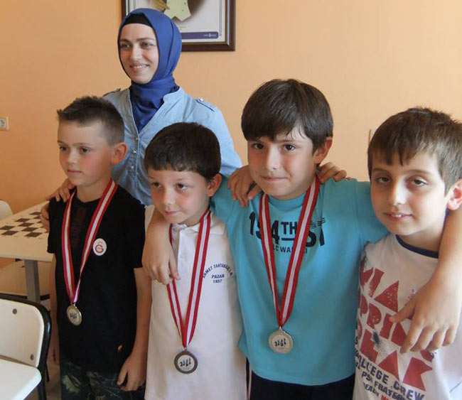 satranc8.jpg satranc8.jpg