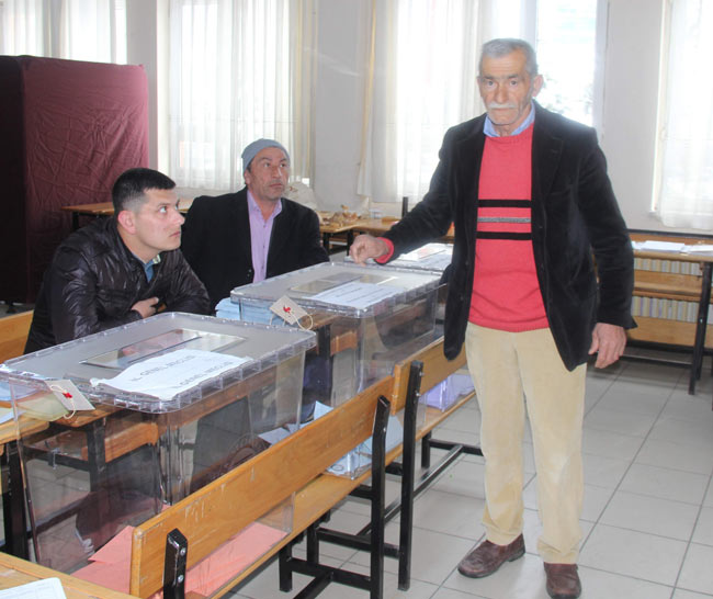 secmen02.jpg secmen02.jpg