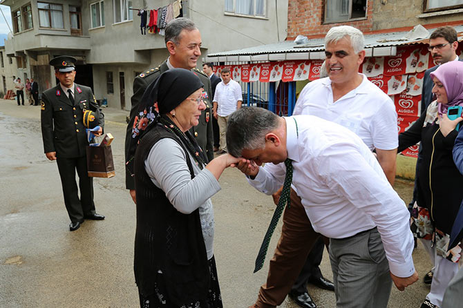 sehit2-001.jpg sehit2-001.jpg