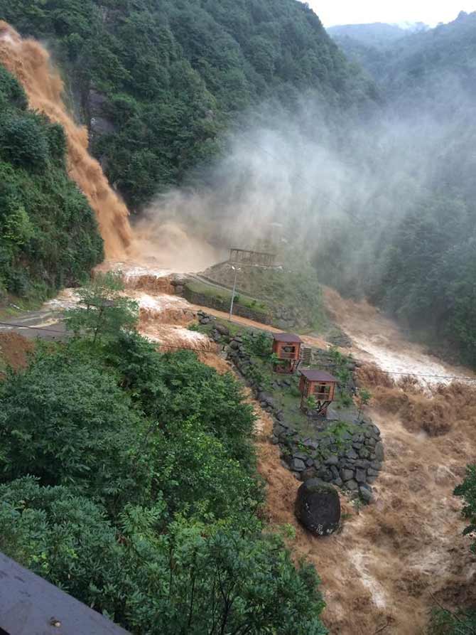 selale-001.jpg selale-001.jpg