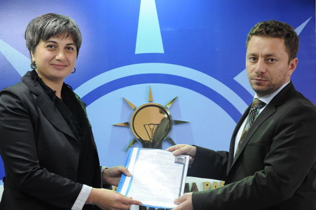 sema-akcam.jpg sema-akcam.jpg