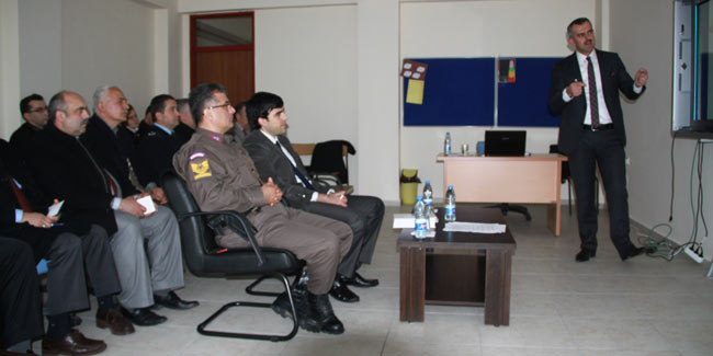 seminer3.jpg seminer3.jpg