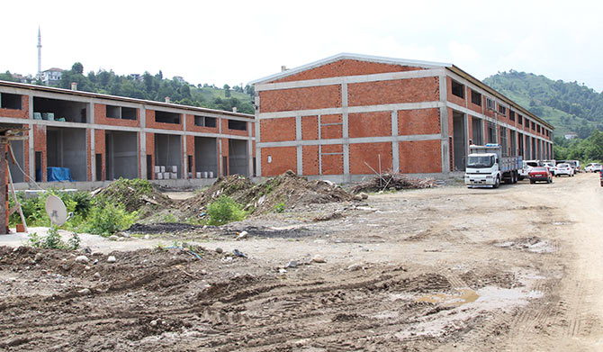 sny4-001.jpg sny4-001.jpg