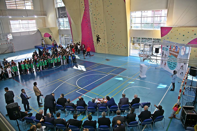 spor2-006.jpg spor2-006.jpg