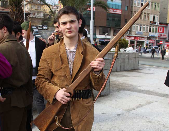 tahtakurtulus.jpg tahtakurtulus.jpg