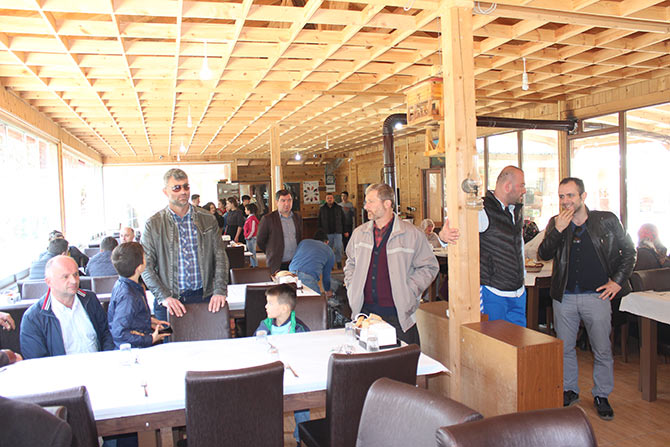 tana01.jpg tana01.jpg