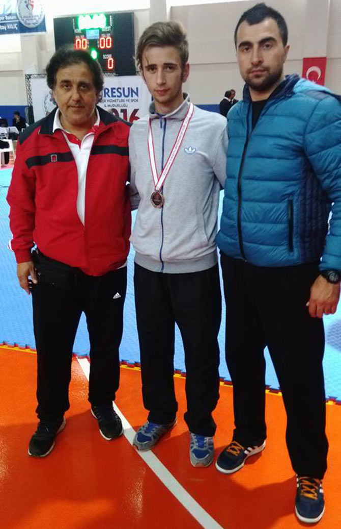 tekv1-001.jpg tekv1-001.jpg