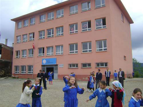 topluca-ilkogretim-okulu3.jpg topluca-ilkogretim-okulu3.jpg