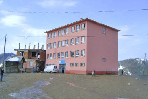 topluca-ilkogretim-okulu4.jpg topluca-ilkogretim-okulu4.jpg