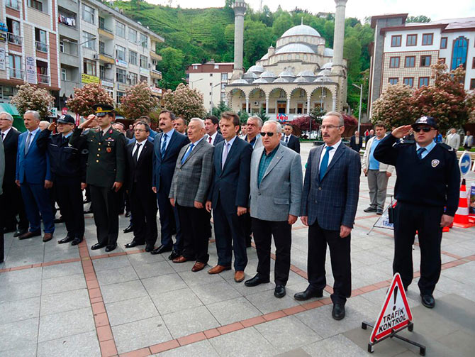 trfk14-001.jpg trfk14-001.jpg