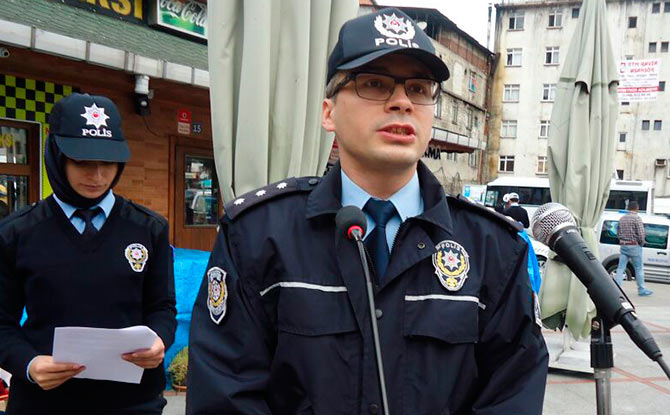 trfk18-001.jpg trfk18-001.jpg