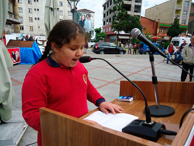 trfk2-002.jpg trfk2-002.jpg