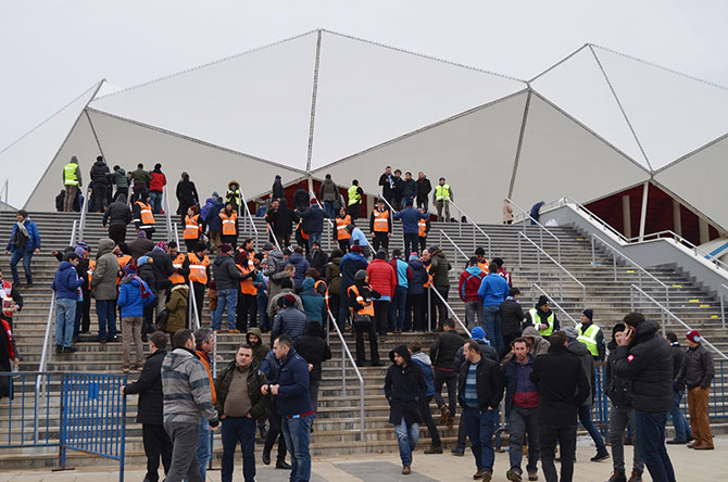 ts2-006.jpg ts2-006.jpg