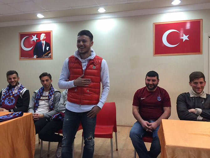 ts3-003.jpg ts3-003.jpg