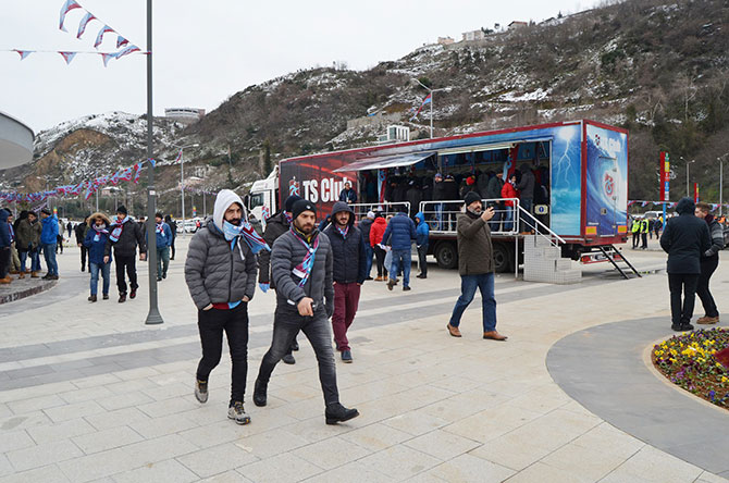 ts5-003.jpg ts5-003.jpg