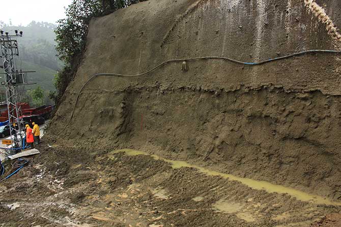 tunel1-001.jpg tunel1-001.jpg