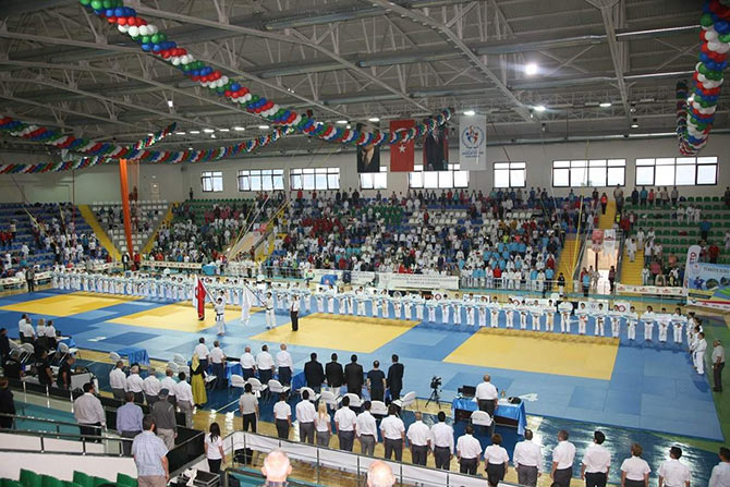 turn2-003.jpg turn2-003.jpg